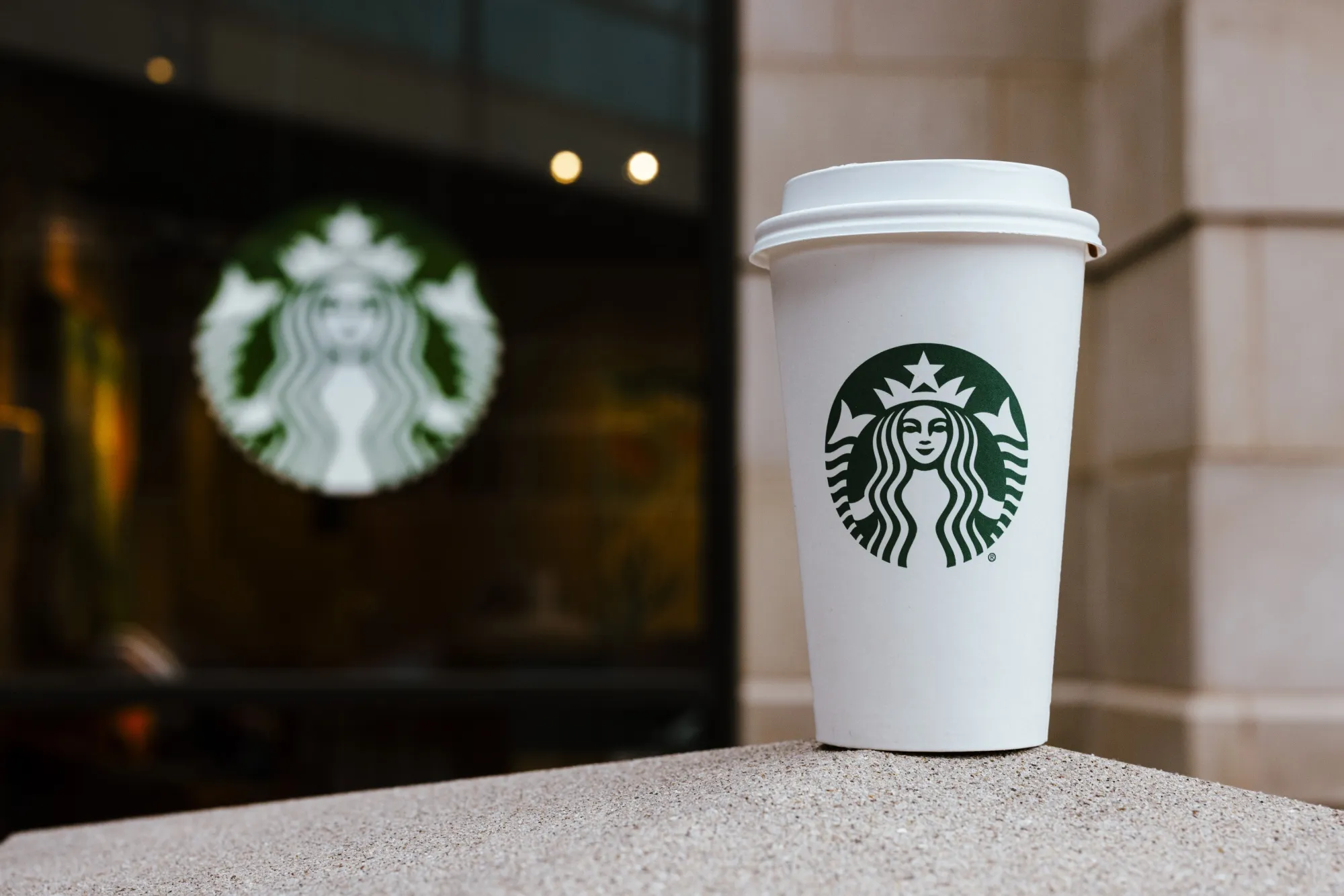Starbucks’ $30B Lesson: Why Operational Experience Trumps Advisory Expertise