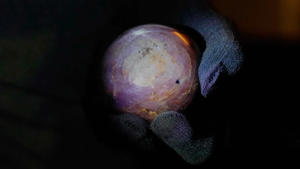 Sri Lanka Unveils the “Star of Pure Land”: World’s Largest Natural Purple Star Sapphire and Its National Significance
