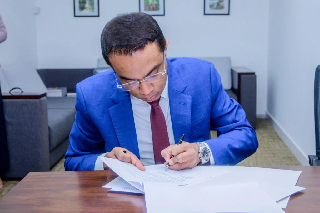 HNB Assurance Empowers Female Team Members Through Strategic Partnership with Satynmag’s Satyn Circle